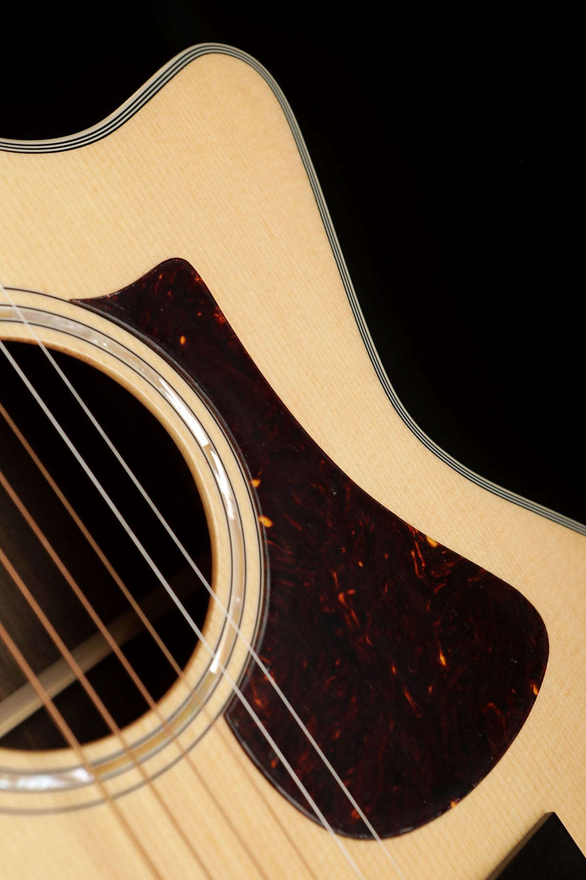 Eastman AC422CE-AE 'Sitka / Aged Eucalyptus' Acoustic Electric Guitar - Acoustic Centre Music Store, Melbourne Australia