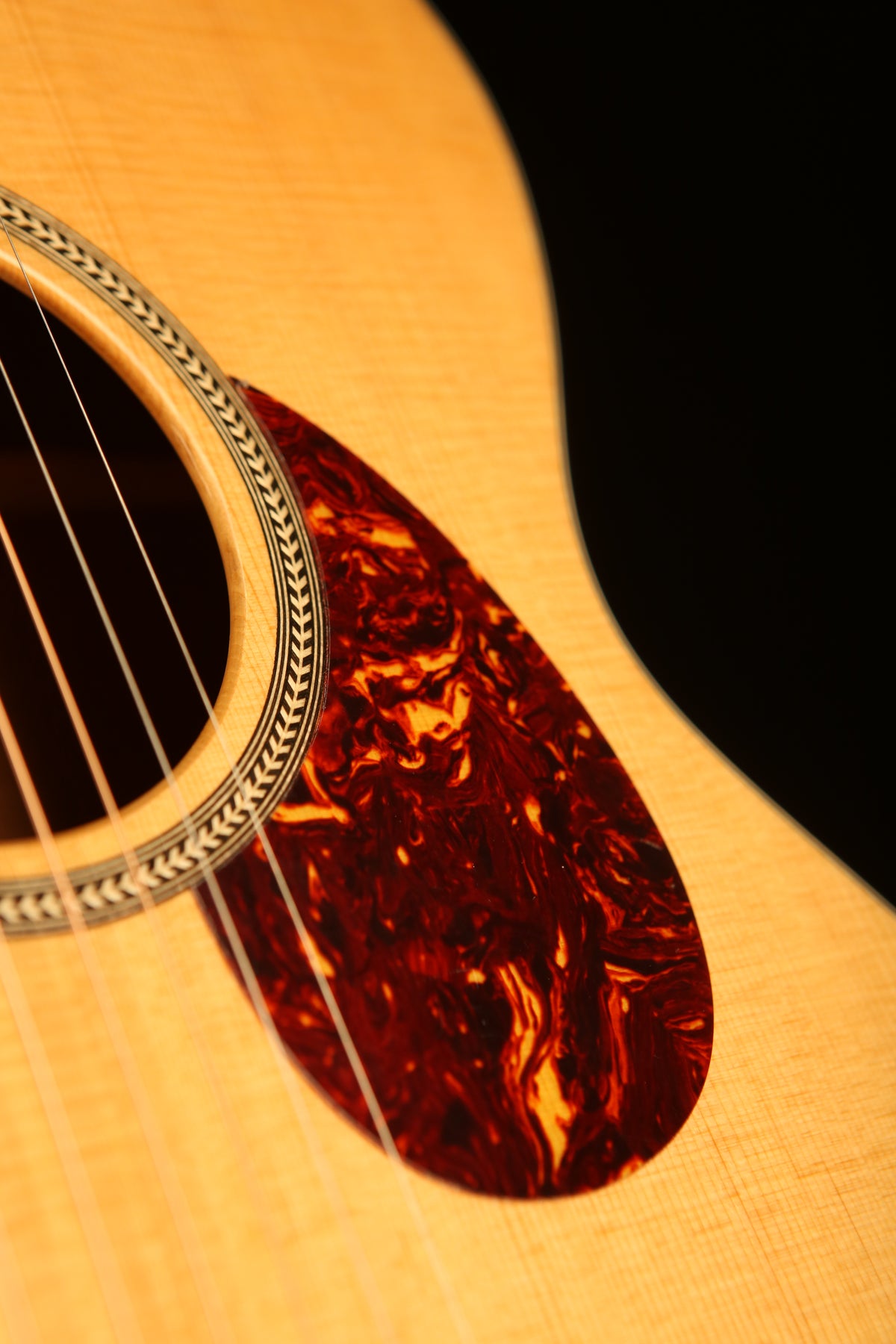 Eastman E1OM Special 'Thermo-Cured Sitka Spruce / Quilted Sapele' Acoustic Guitar - Acoustic Centre Music Store, Melbourne Australia