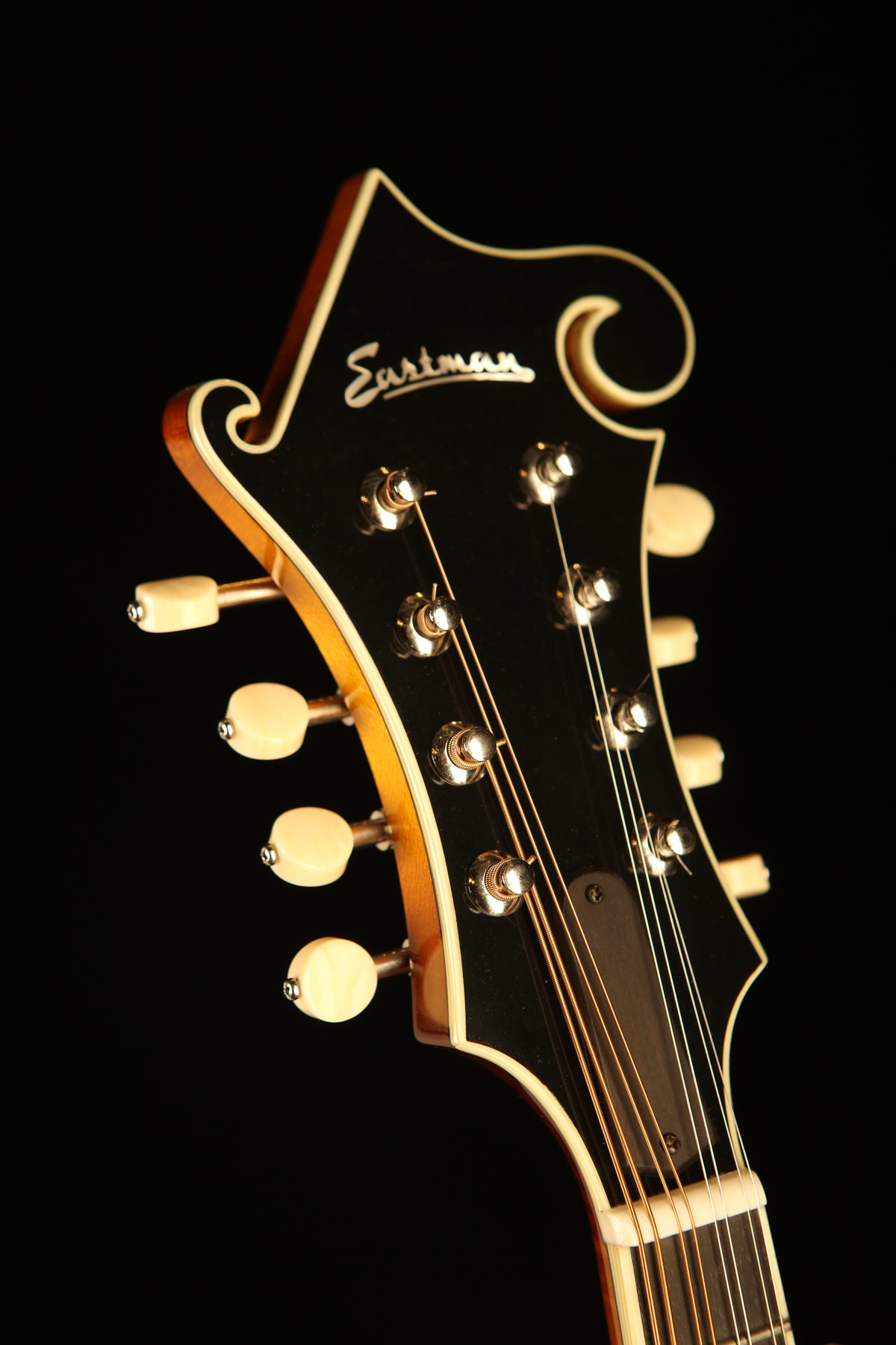 Eastman MD614-GB &#39;Gold Burst&#39; Oval-Hole Mandolin - Acoustic Centre Music Store, Melbourne Australia