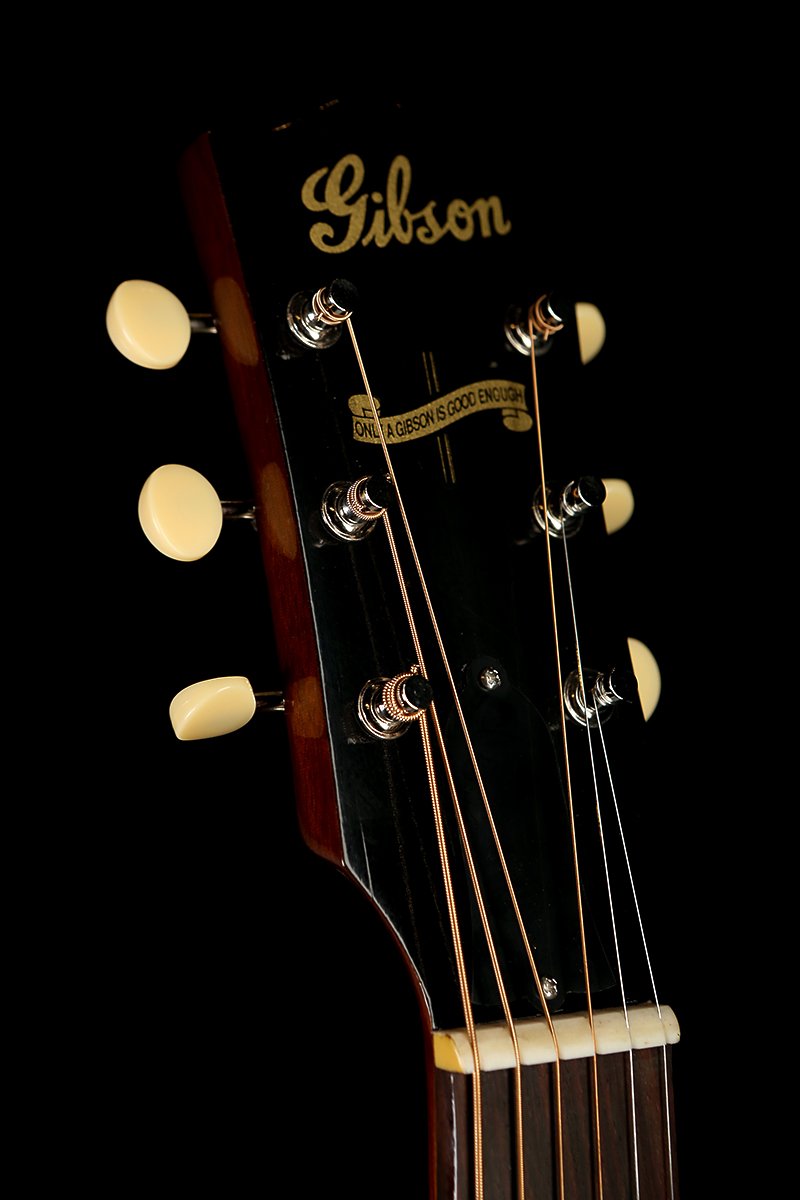 Gibson Custom J-45 &#39;1942 Banner&#39; Acoustic Guitar - Acoustic Centre Music Store, Melbourne Australia