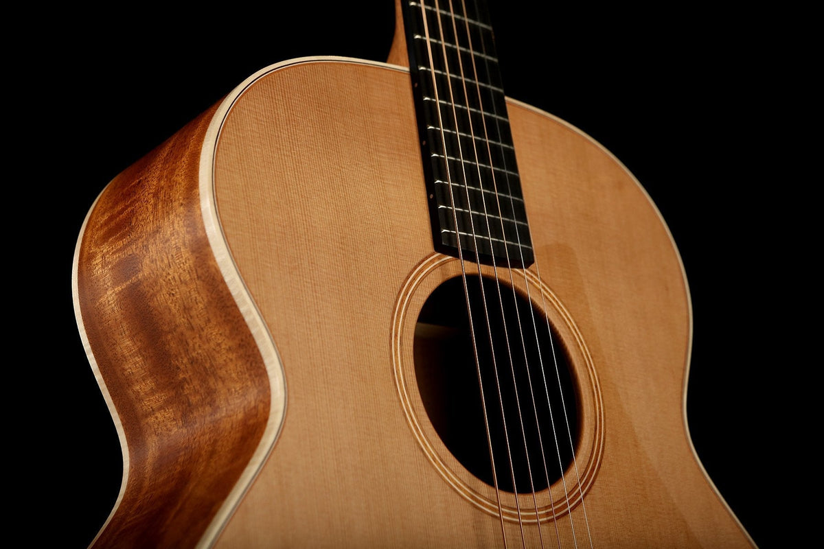 Lowden O-22 Acoustic Guitar - Acoustic Centre Music Store, Melbourne Australia