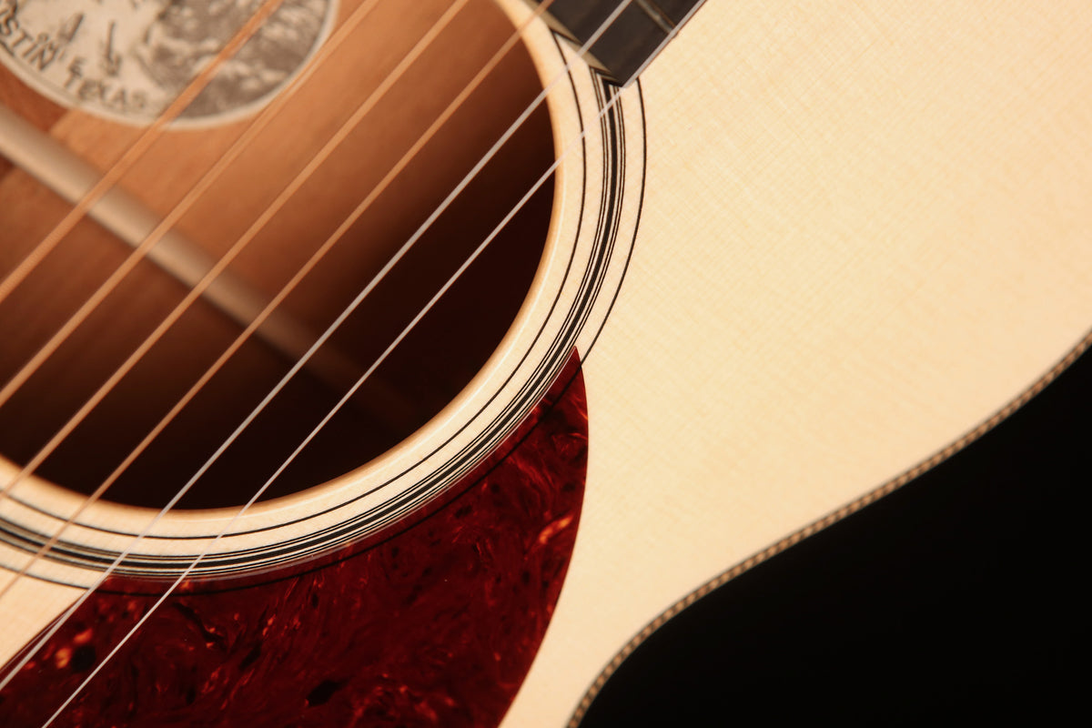 Collings OM1 Custom &#39;Engelmann Spruce / Mahogany&#39; Acoustic Guitar - Acoustic Centre Music Store, Melbourne Australia