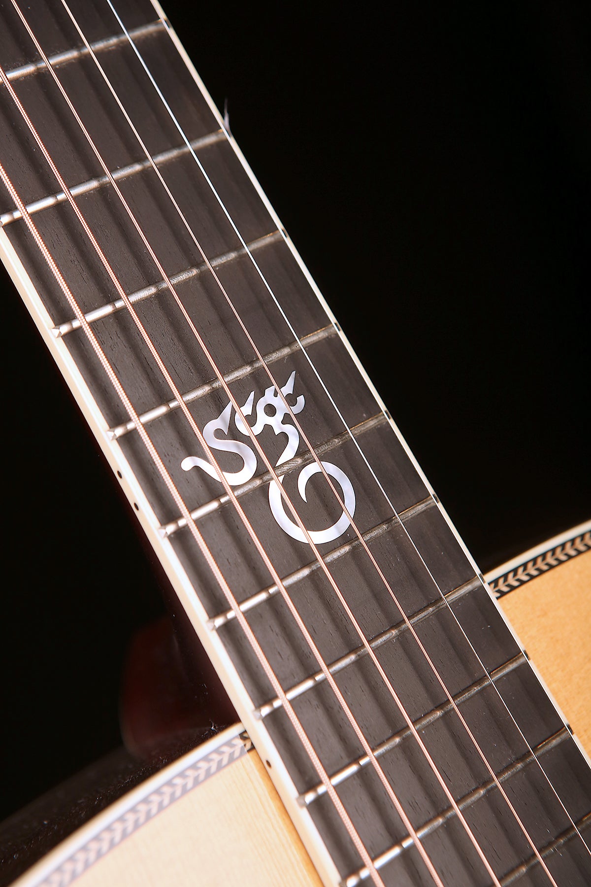 Santa Cruz Tony Rice Signature Model Preowned 2016