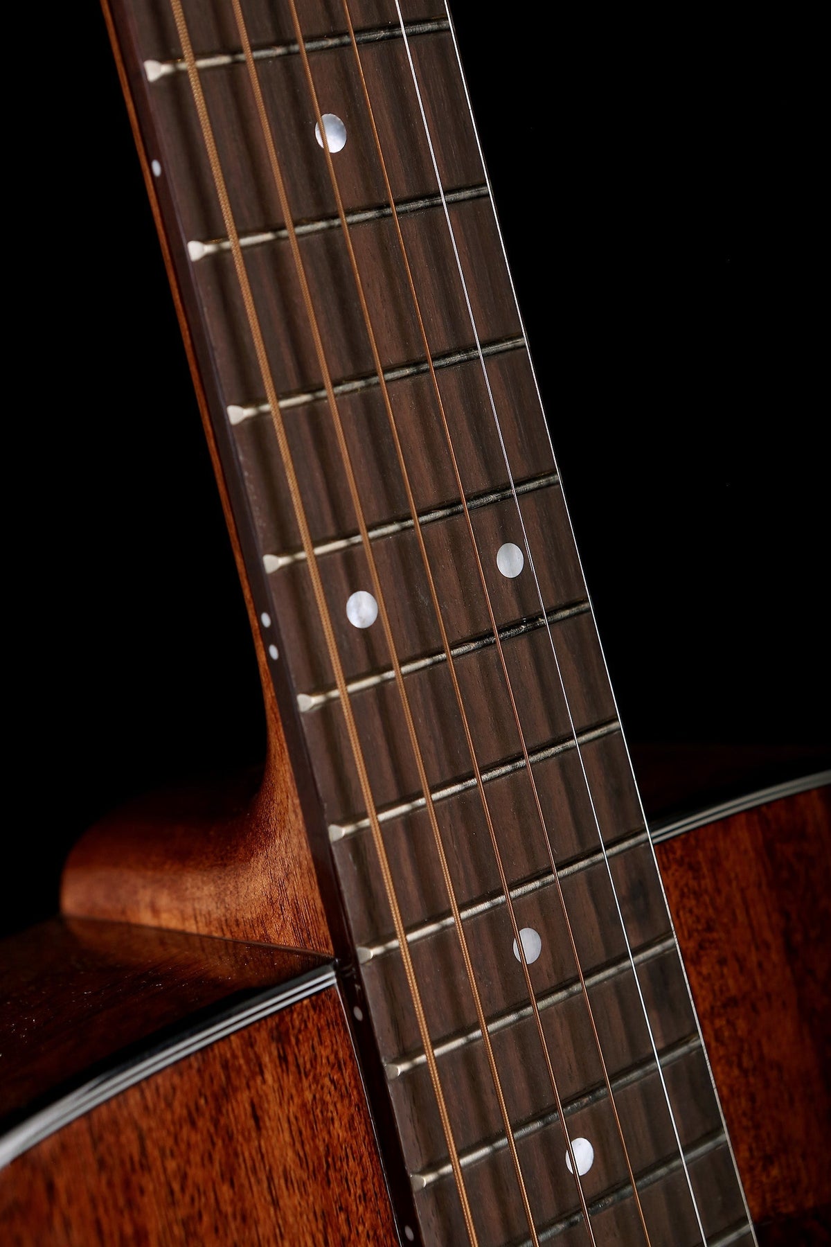 Guild OM-120 Acoustic Guitar - Acoustic Centre Music Store, Melbourne Australia