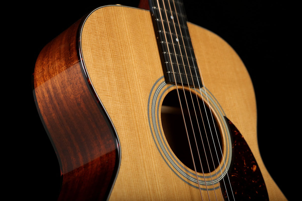 Eastman E10OM-TC Acoustic Guitar - Acoustic Centre Music Store, Melbourne Australia