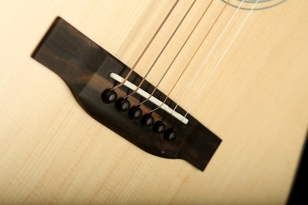 Eastman E3DE Acoustic Electric Guitar - Acoustic Centre Music Store, Melbourne Australia