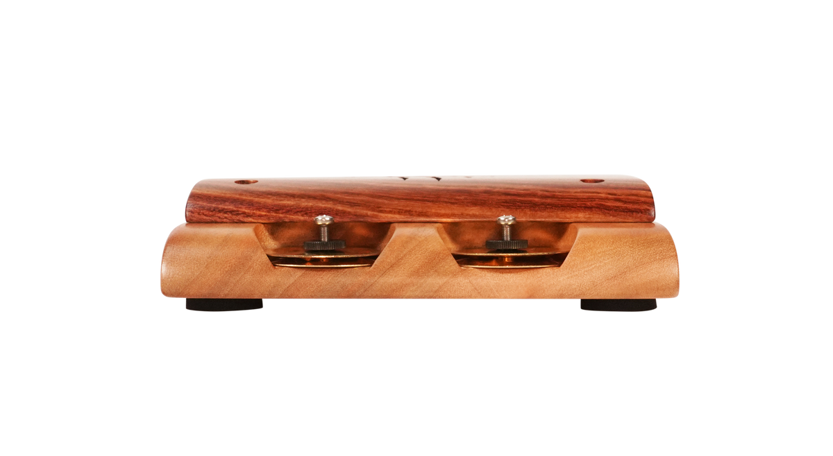 Wild Dog Drop Bear Stomp Box With Jingles