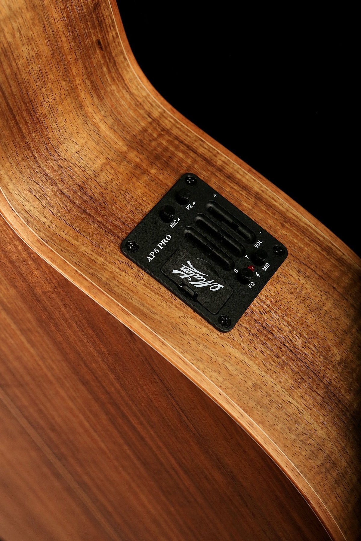 Maton EA808 &#39;Australian&#39; Acoustic Electric Guitar - Acoustic Centre Music Store, Melbourne Australia