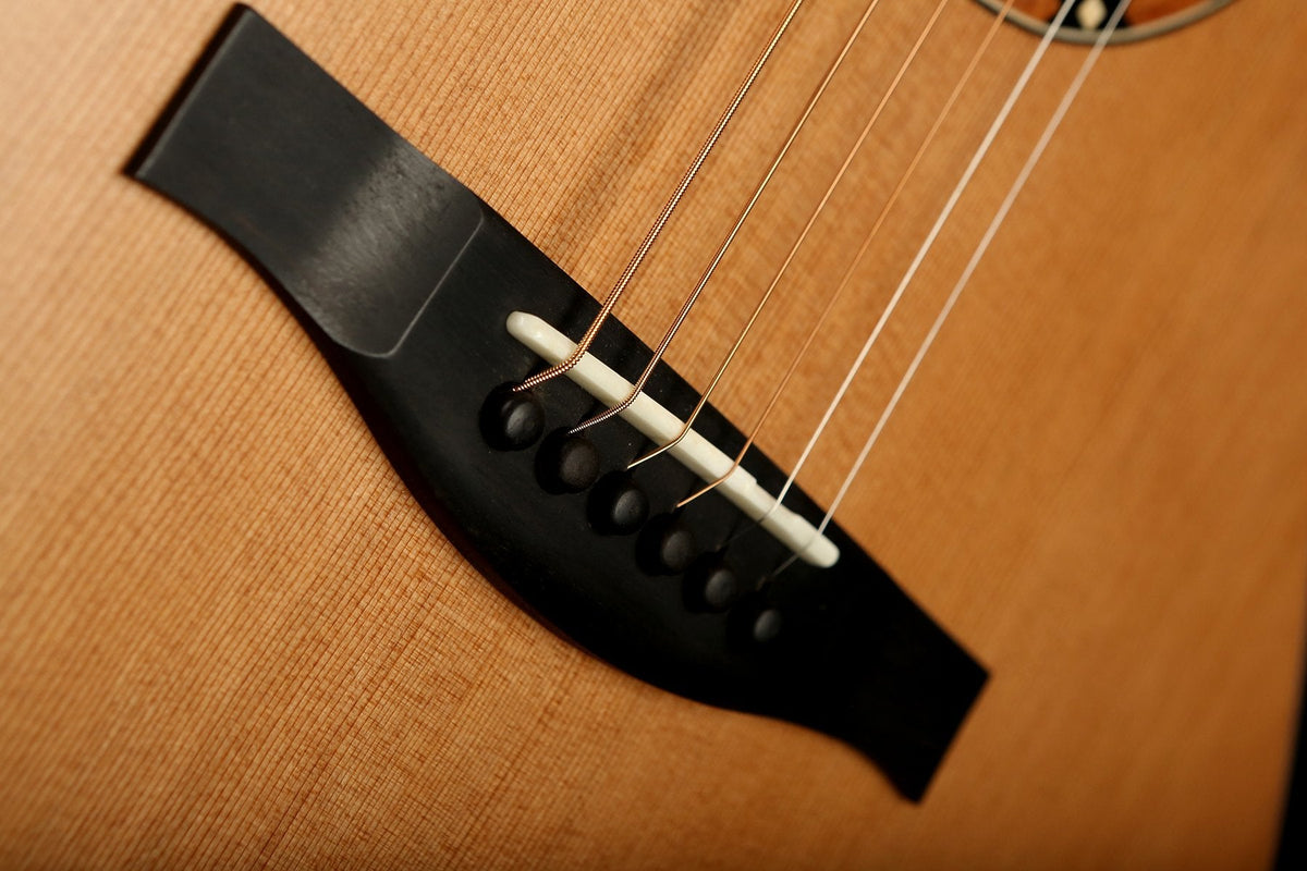 Eastman AC122-2CE Grand Auditorium Acoustic Electric Guitar - Acoustic Centre Music Store, Melbourne Australia