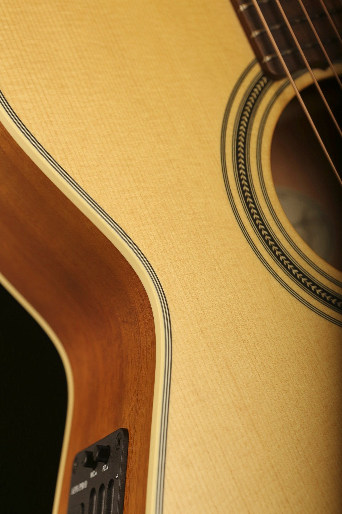 Maton EBG808C-TE &#39;Tommy Emmanuel&#39; Acoustic Electric Guitar - Acoustic Centre Music Store, Melbourne Australia