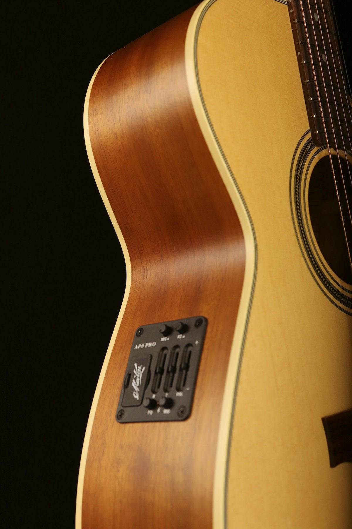 Maton EBG808C-TE &#39;Tommy Emmanuel&#39; Acoustic Electric Guitar - Acoustic Centre Music Store, Melbourne Australia