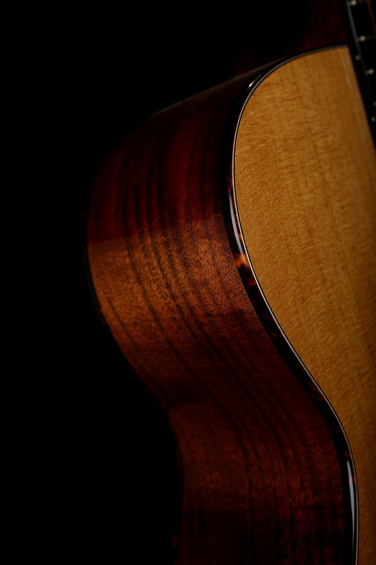 Eastman E6OM-TC Acoustic Guitar - Acoustic Centre Music Store, Melbourne Australia